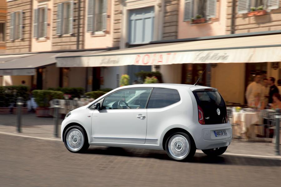  Volkswagen up! 2011 года  (фото 26 из 173)